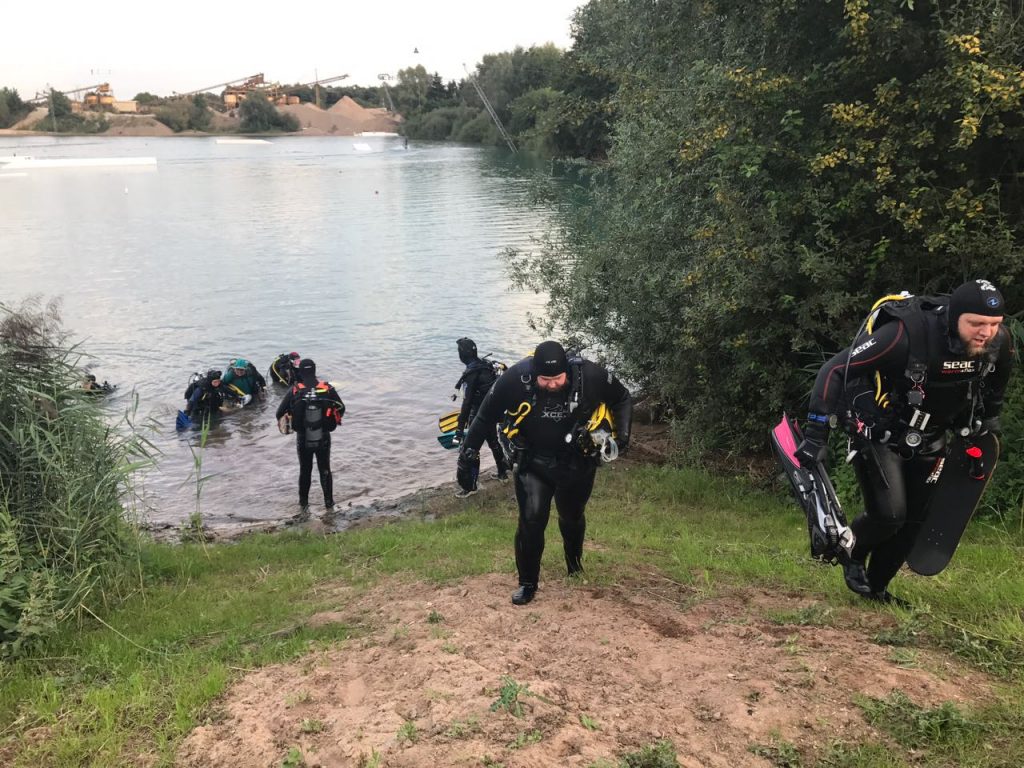 Skateboard Bergung am Straberger See